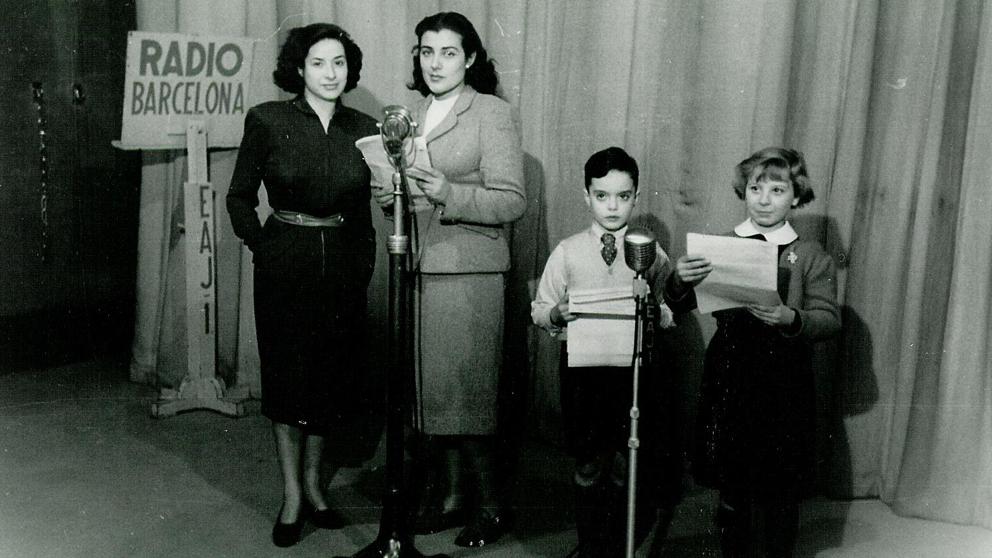 El Consultorio de Elena Francis. La radio femenina en España 1950